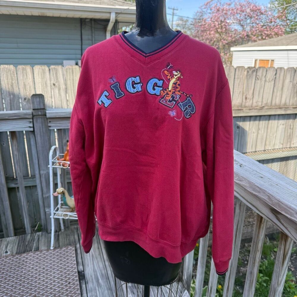 Y2K Disney Tigger Embroidered Sweatshirt Winnie the Pooh Pullover
